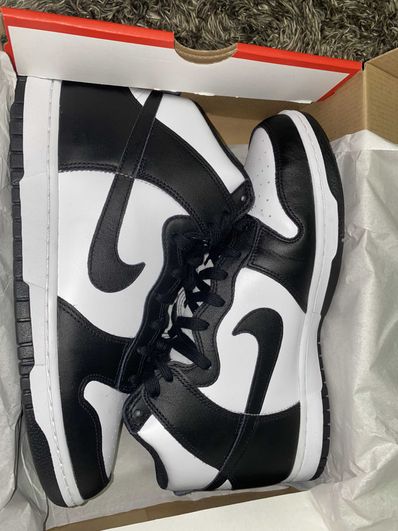 Nike Dunk High "Black and White"