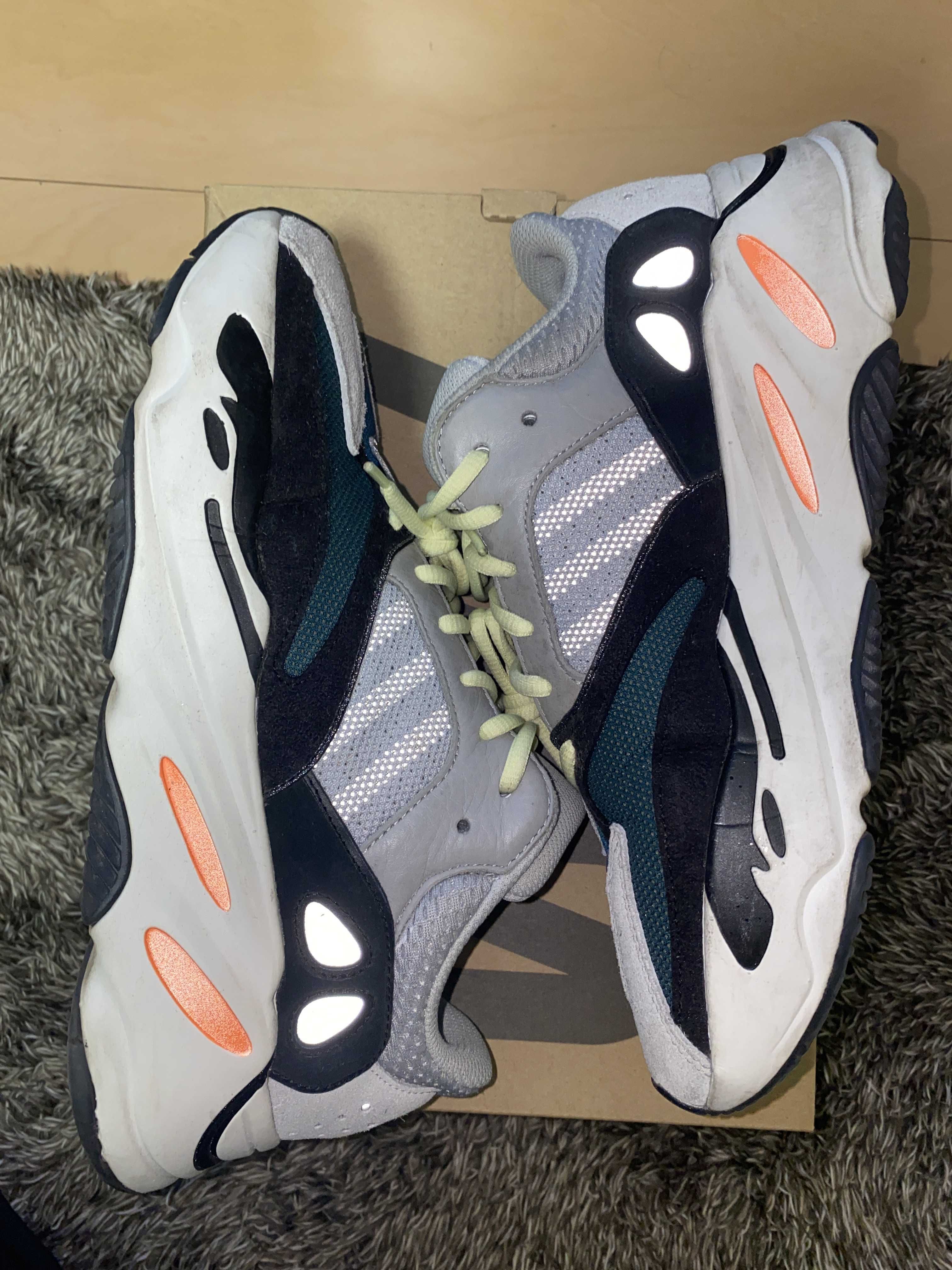 adidas YEEZY Boost 700 "Wave Runner"