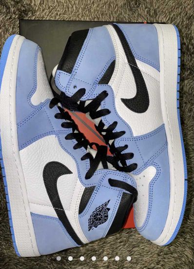 Nike Air Jordan 1 High OG "University Blue"