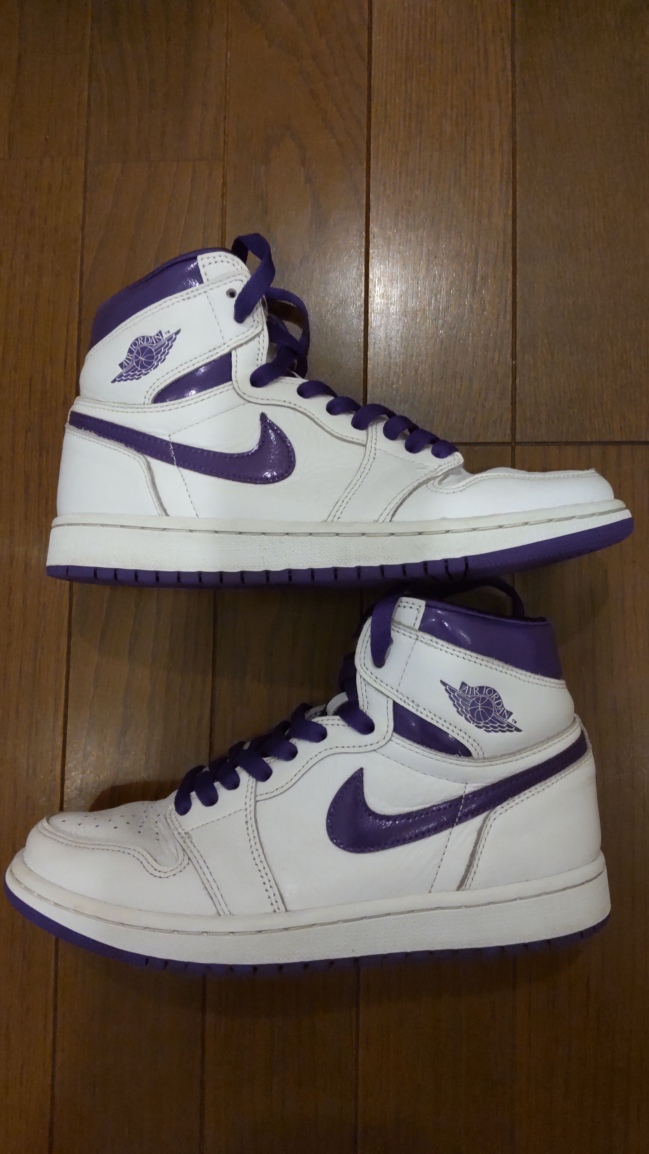 Nike Women's Air Jordan 1 High OG "Court Purple"