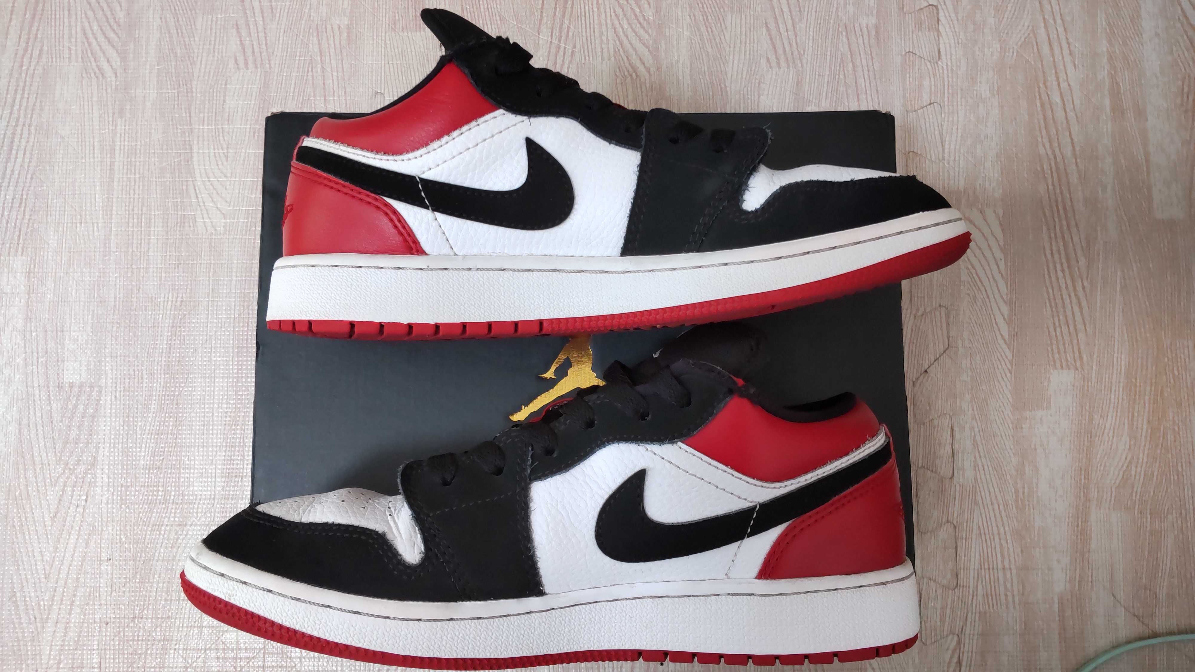 Nike GS Air Jordan 1 Low "Black Toe" 