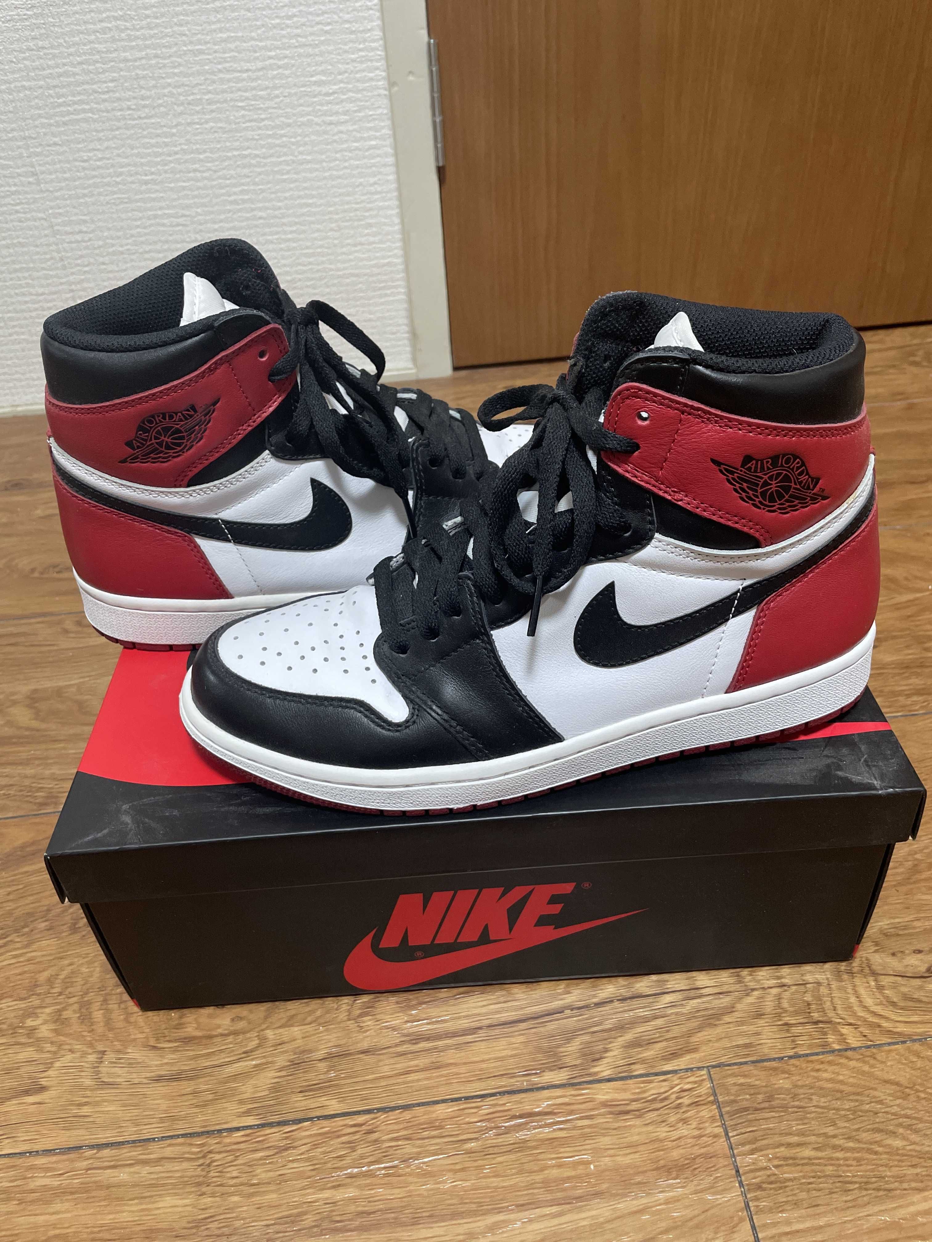 Nike Air Jordan 1 Retro High OG "Black Toe"(2016)