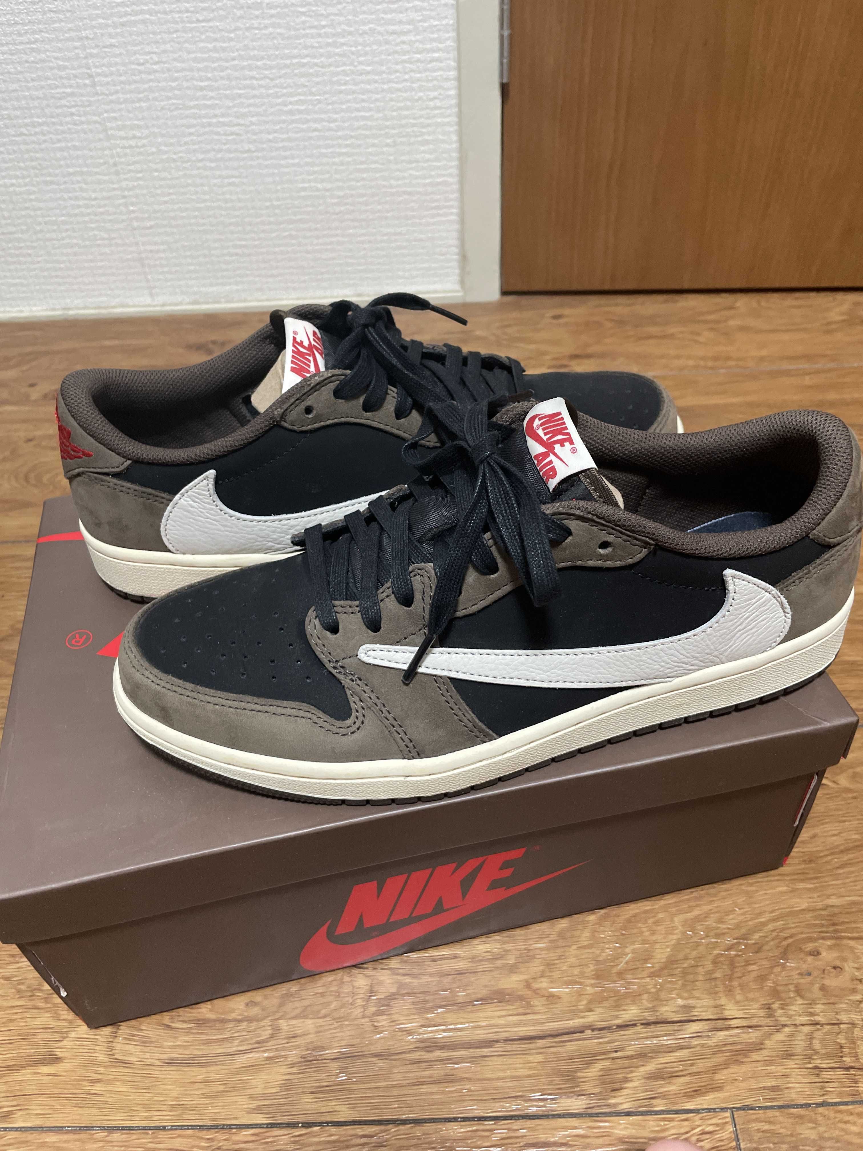 Travis Scott × Nike Air Jordan 1 Low OG SP-T "Black/Dark Mocha"
