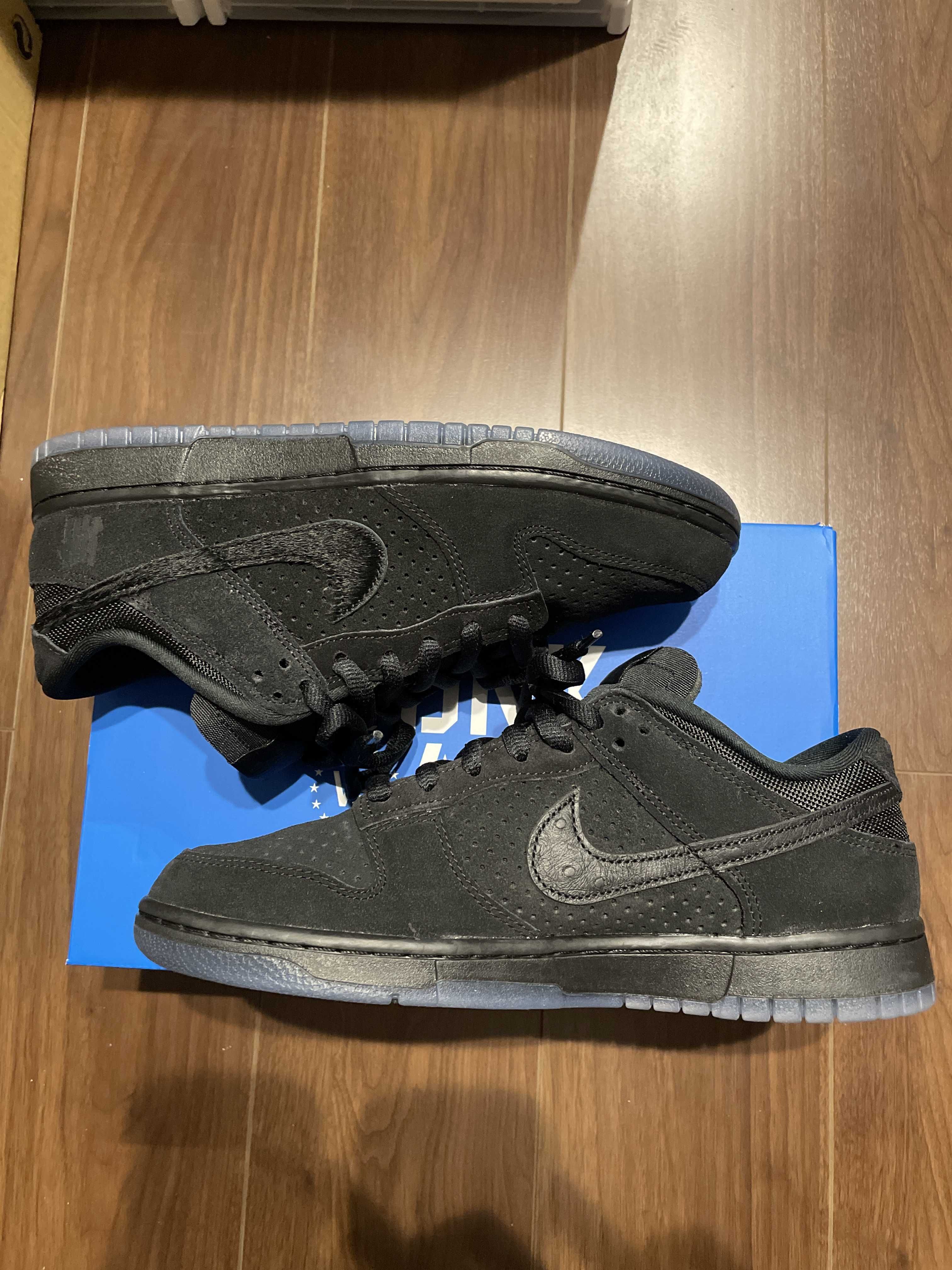 UNDEFEATED × Nike Dunk Low SP "5 ON IT"