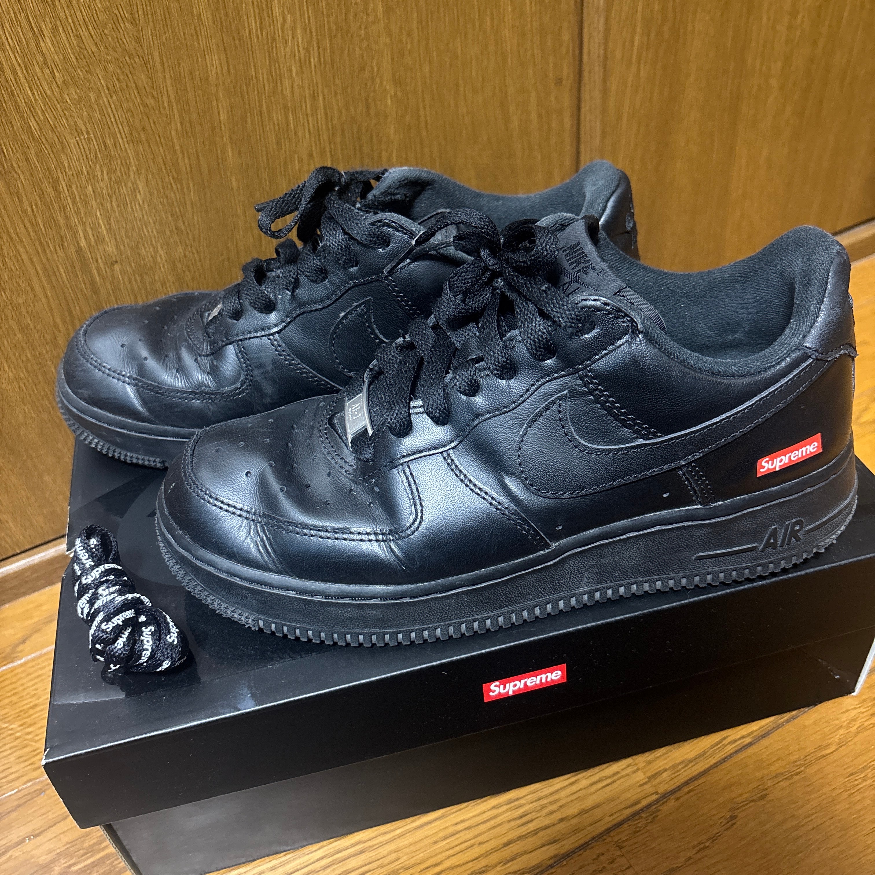 Supreme × Nike Air Force 1 Low "Black"