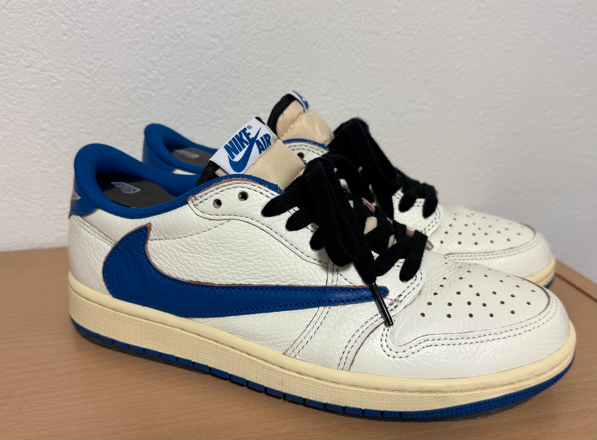 Travis Scott × fragment design × Nike Air Jordan 1 Low OG "Sail/Military Blue"