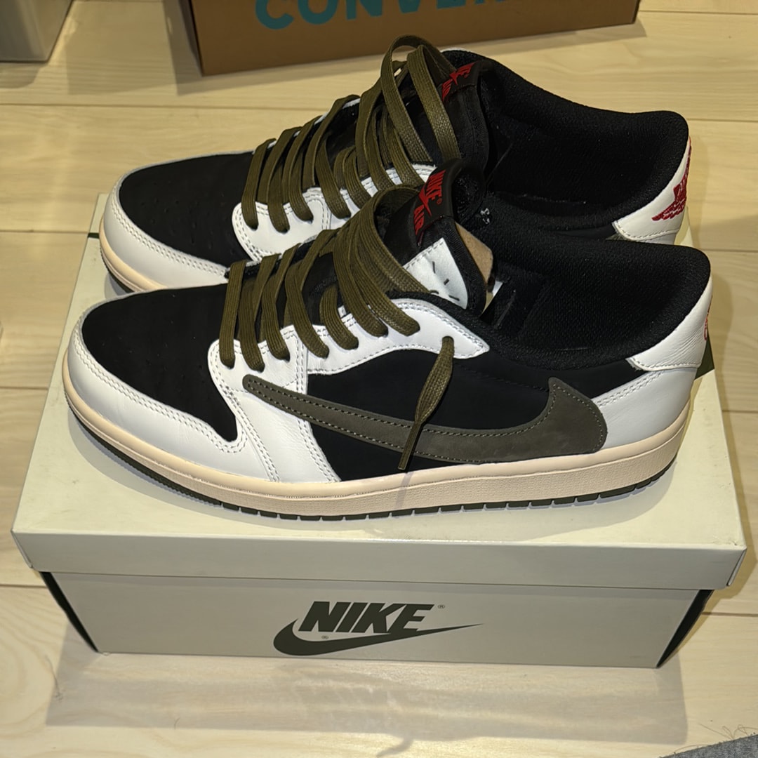 Travis Scott × Nike Women's Air Jordan 1 Low OG "Medium Olive"