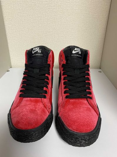 KEVIN BRADLEY × NIKE SB BLAZER MID ISO "KEVIN AND HELL PACK"