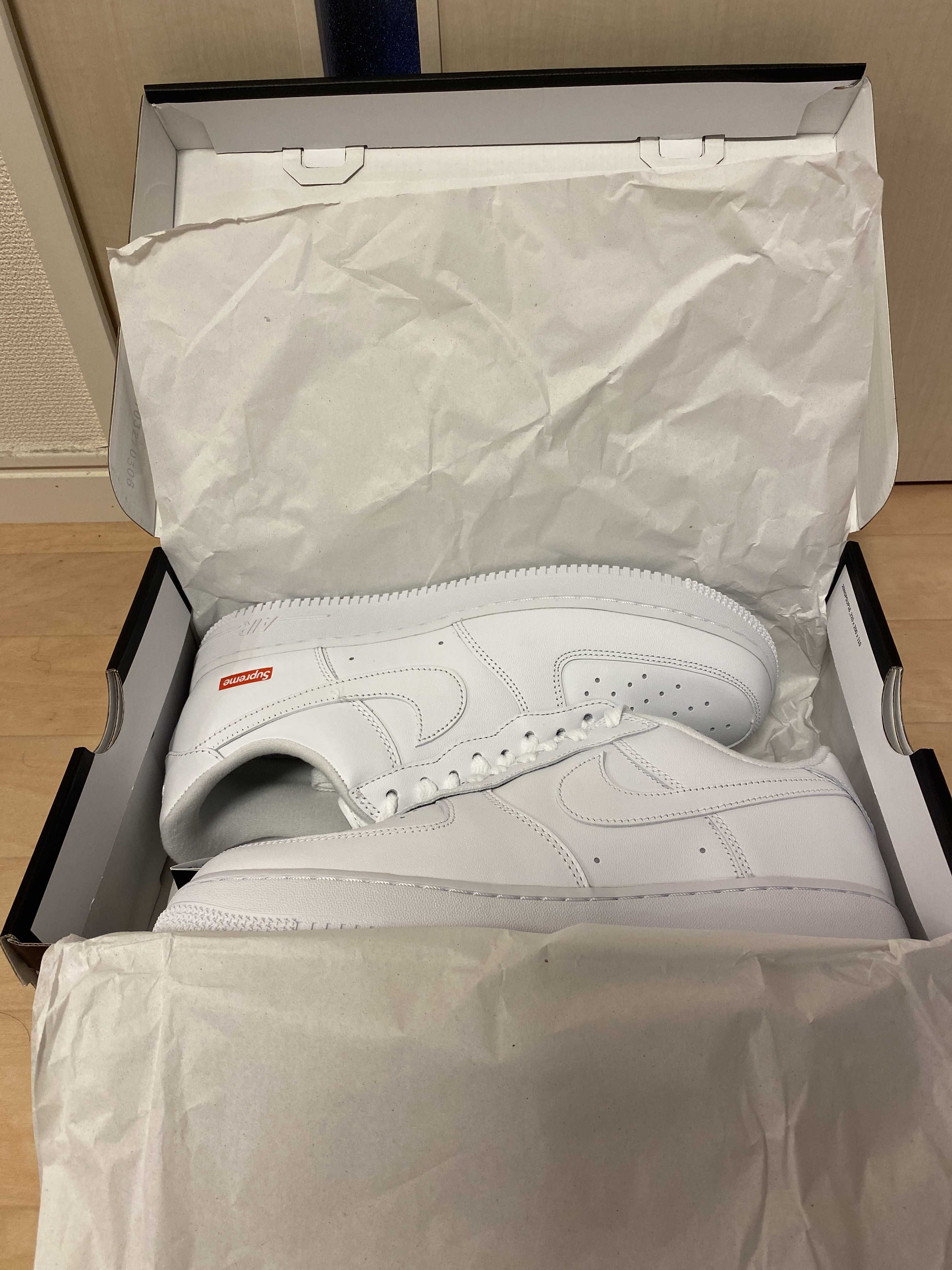 Supreme × Nike Air Force 1 Low "White"