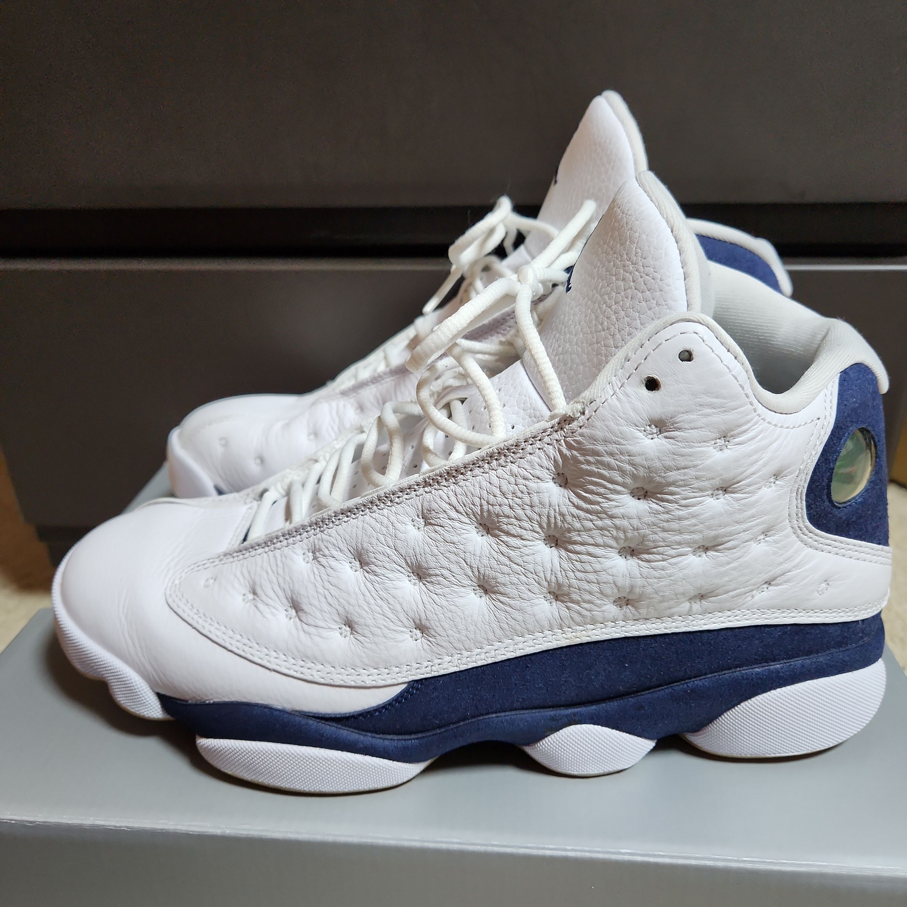 Nike Air Jordan 13 Retro "White and Midnight Navy"