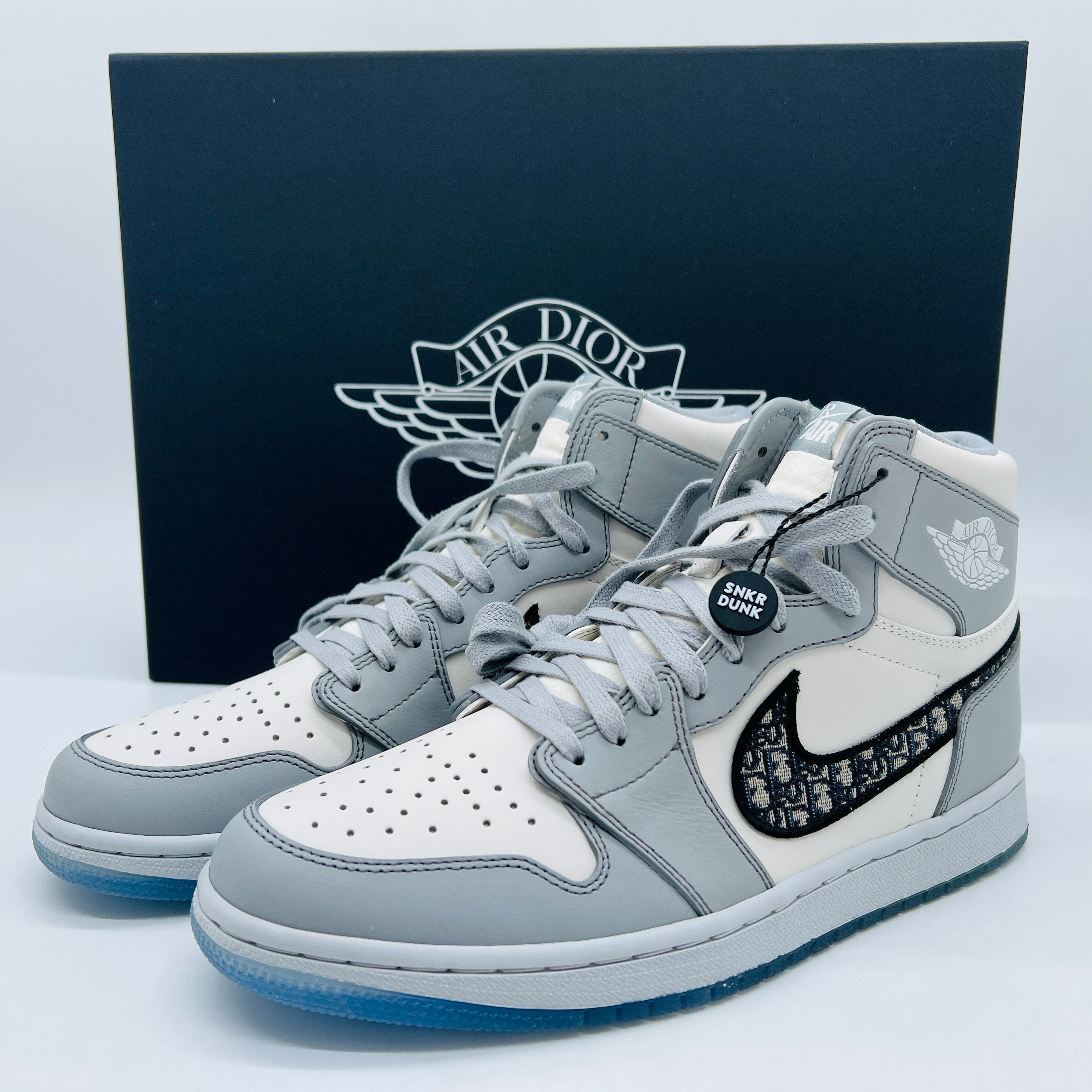 Dior × Nike Air Jordan 1 High OG "DIOR"