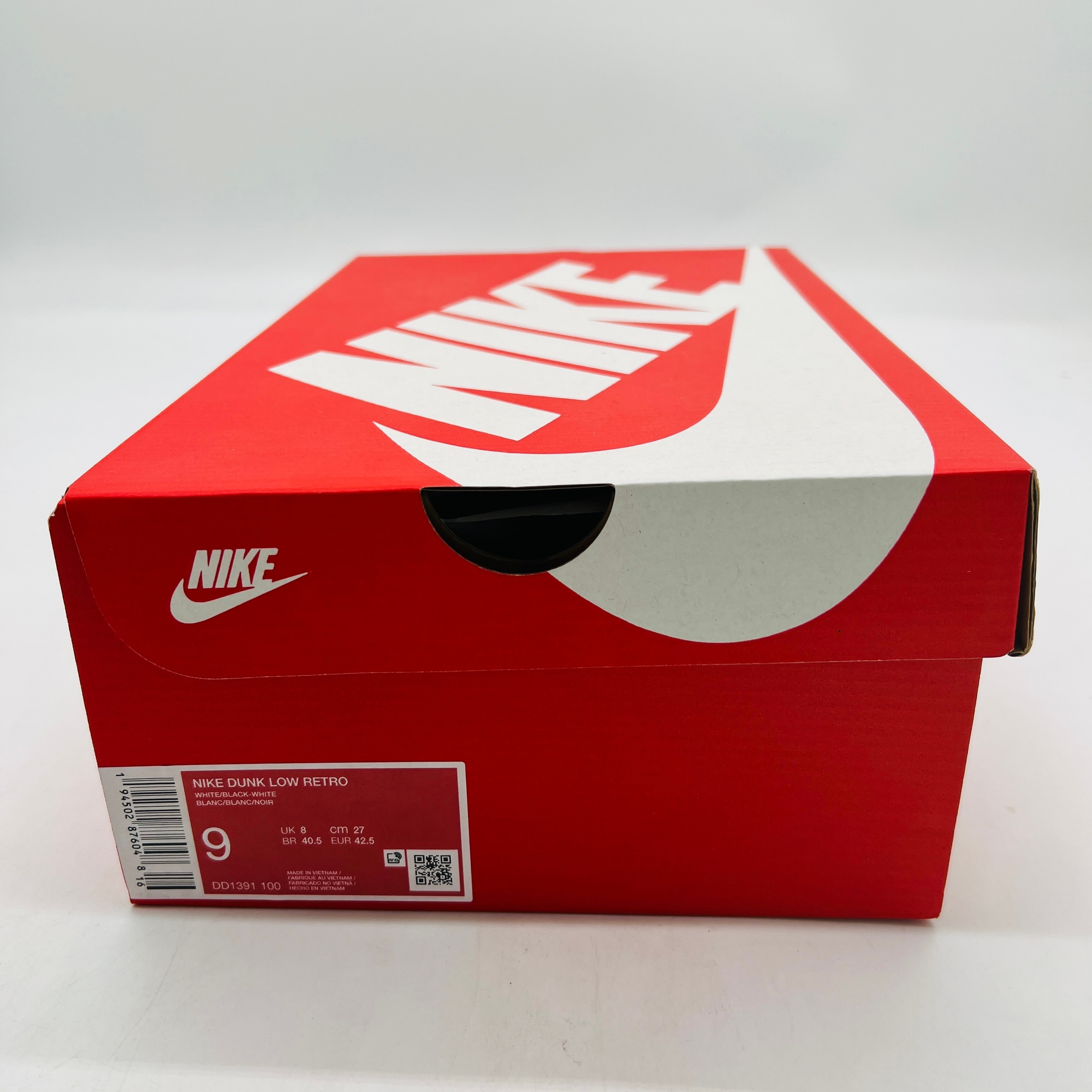 Nike Dunk Low Retro "Panda/White/Black"