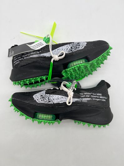 Off-White × Nike Air Zoom Tempo Next% Flyknit "Black"