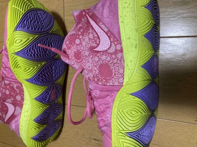 NIKE KYRIE SPONGEBOB COLLECTION PATRICK STAR