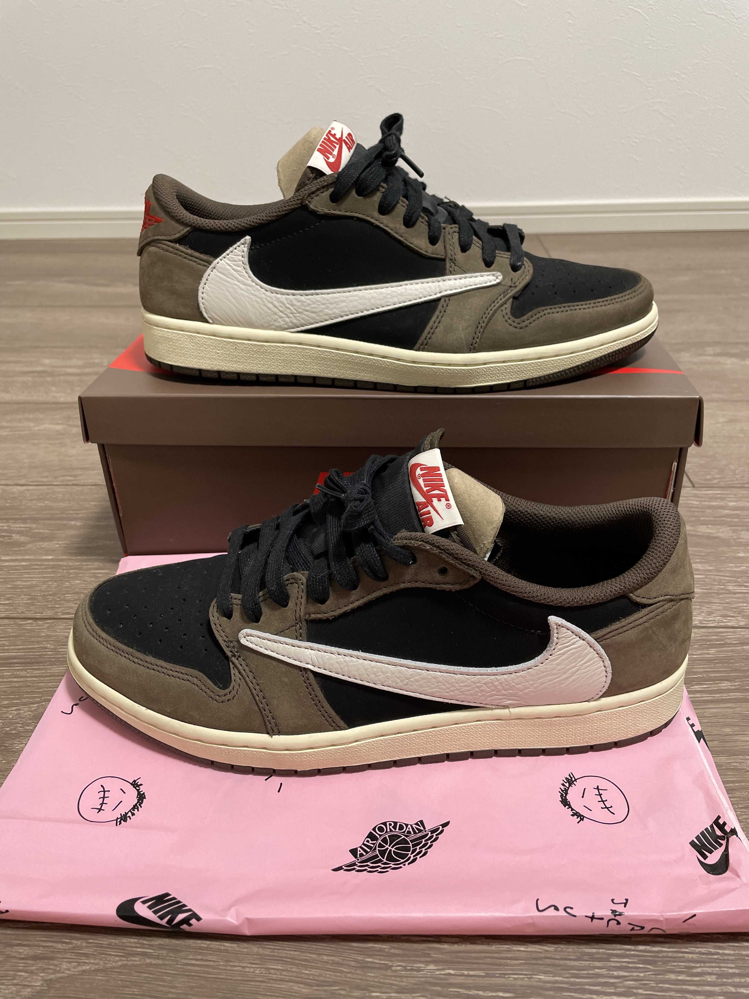 Travis Scott × Nike Air Jordan 1 Low OG SP-T  "Black/Dark Mocha"