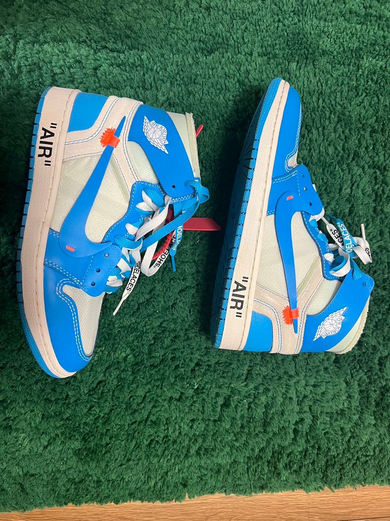 Off-White × Nike Air Jordan 1 High UNC "White/Dark Powder Blue"