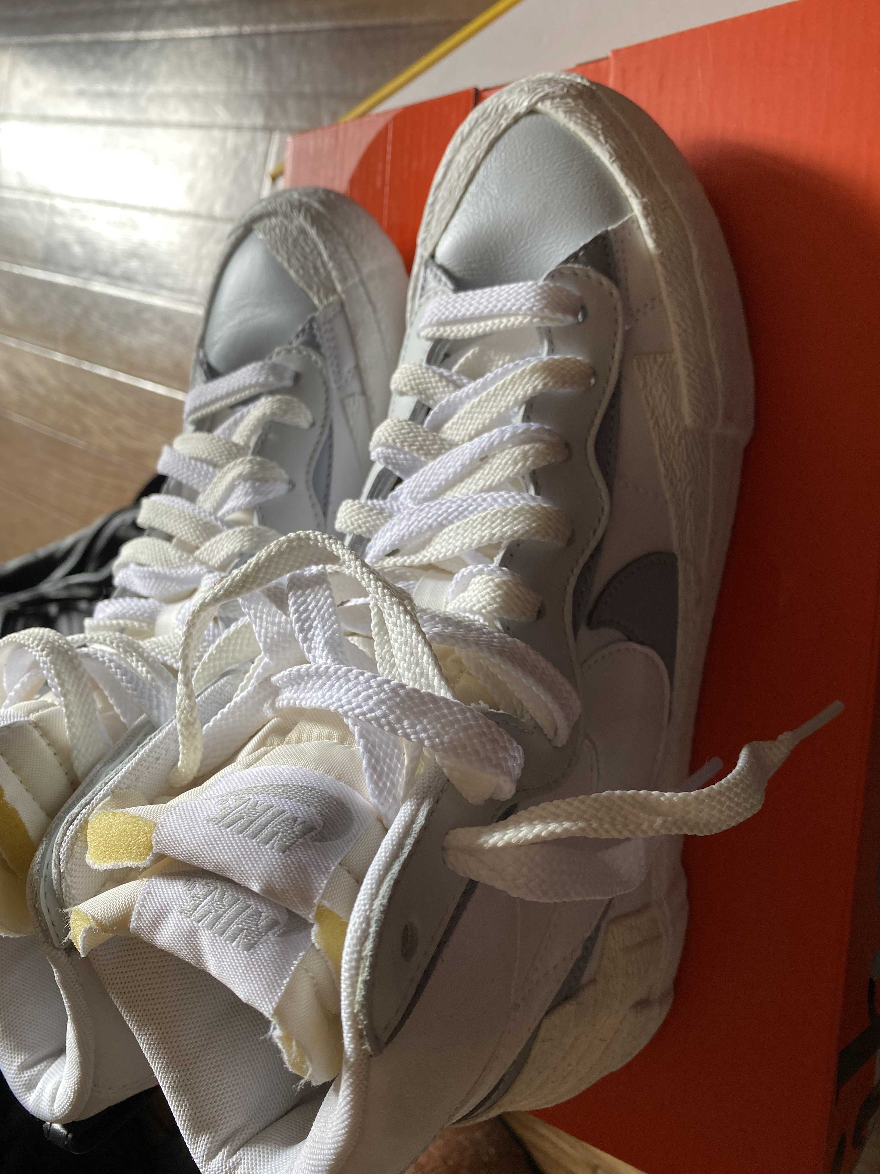 sacai × NIKE BLAZER MID "WHITE/WOLF GREY"