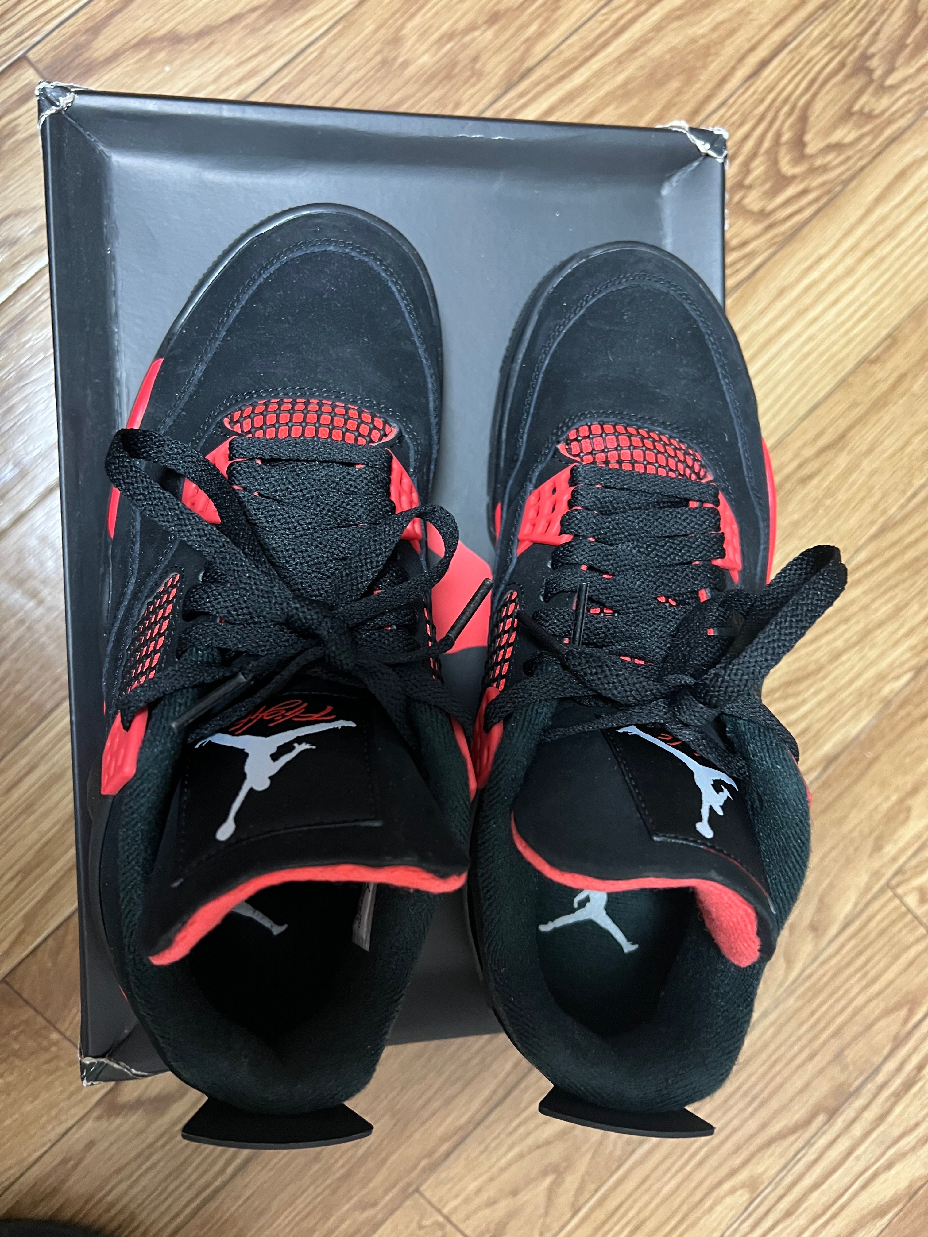 Nike Air Jordan 4 "Red Thunder/Crimson"