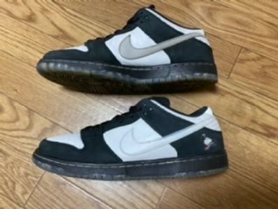 STAPLE × Nike SB Dunk Low "Pigeon Black/White"