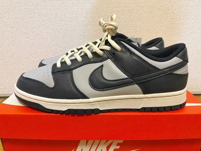 Nike Dunk Low "Championship Grey"