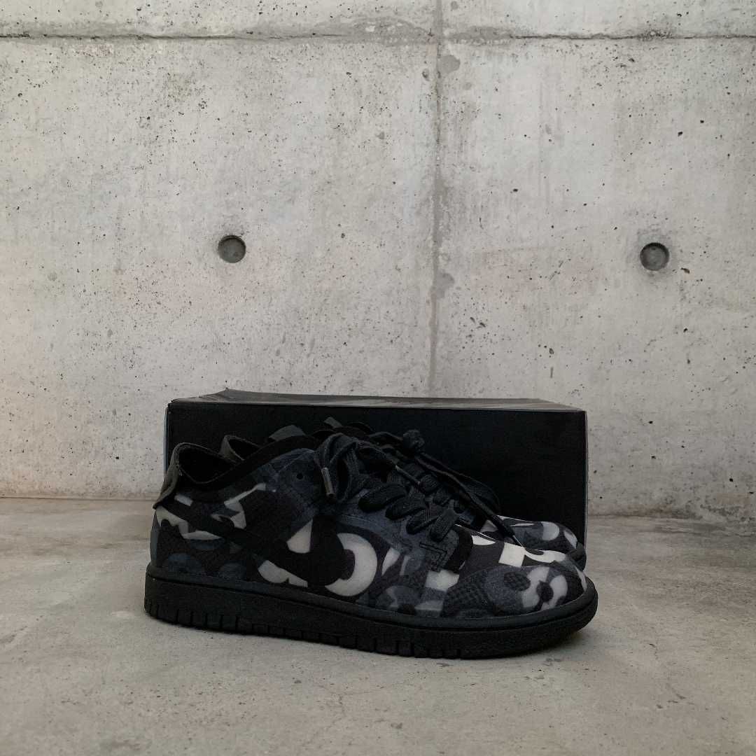 COMME des GARCONS × NIKE DUNK LOW Women's "BLACK/BLACK"