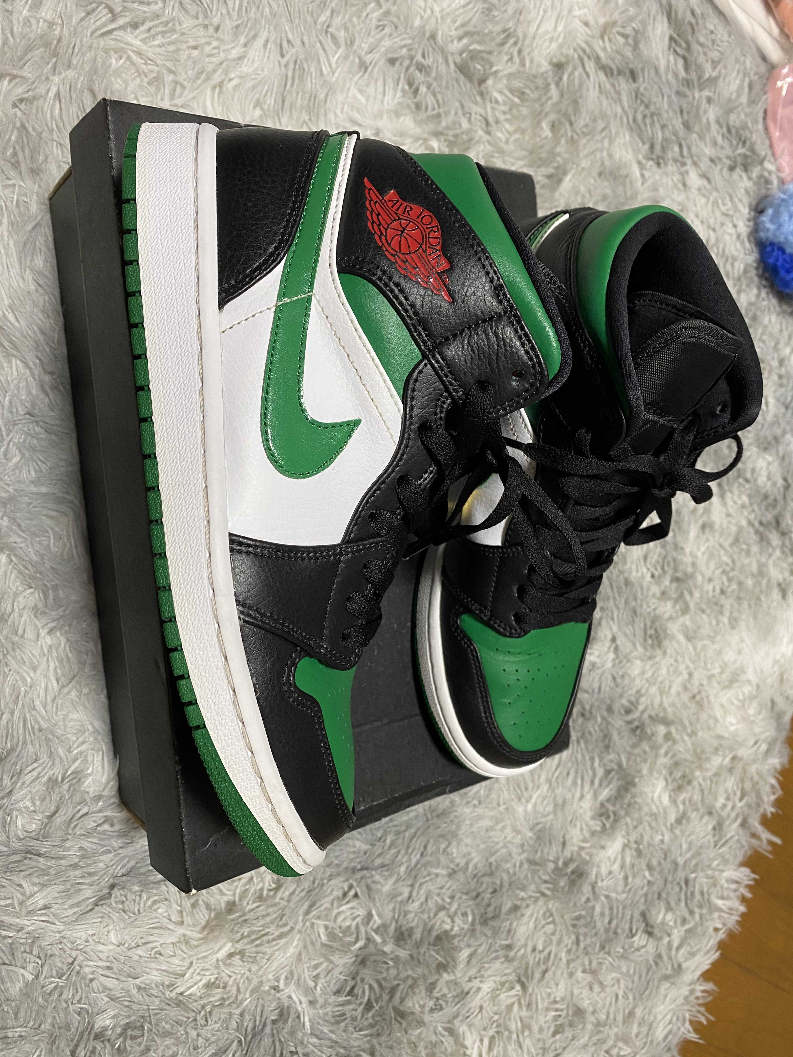 NIKE AIR JORDAN 1 MID "PINE GREEN"