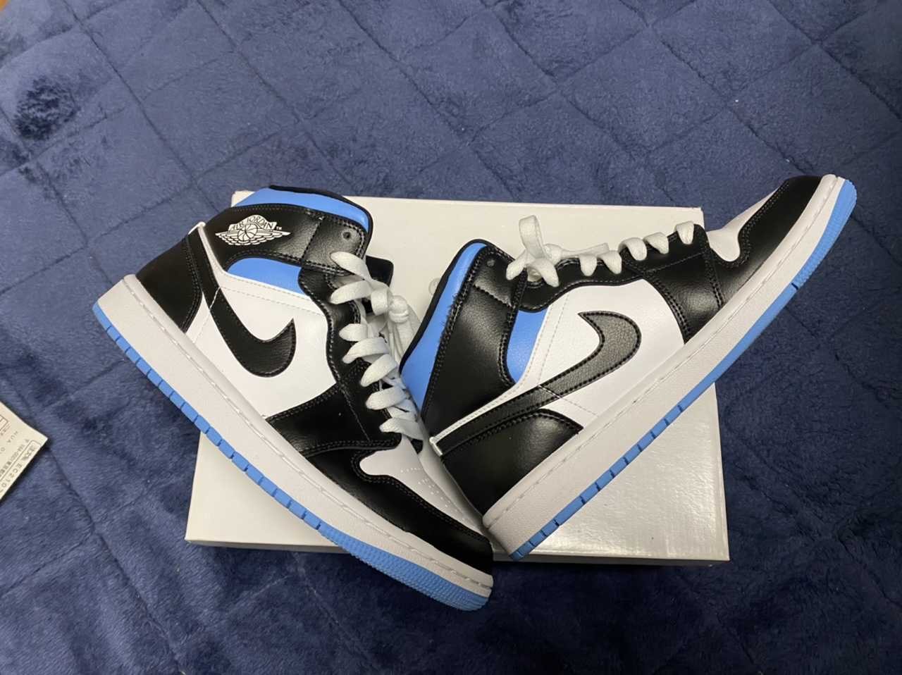 Nike Women's Air Jordan 1 Mid "Black/University Blue"