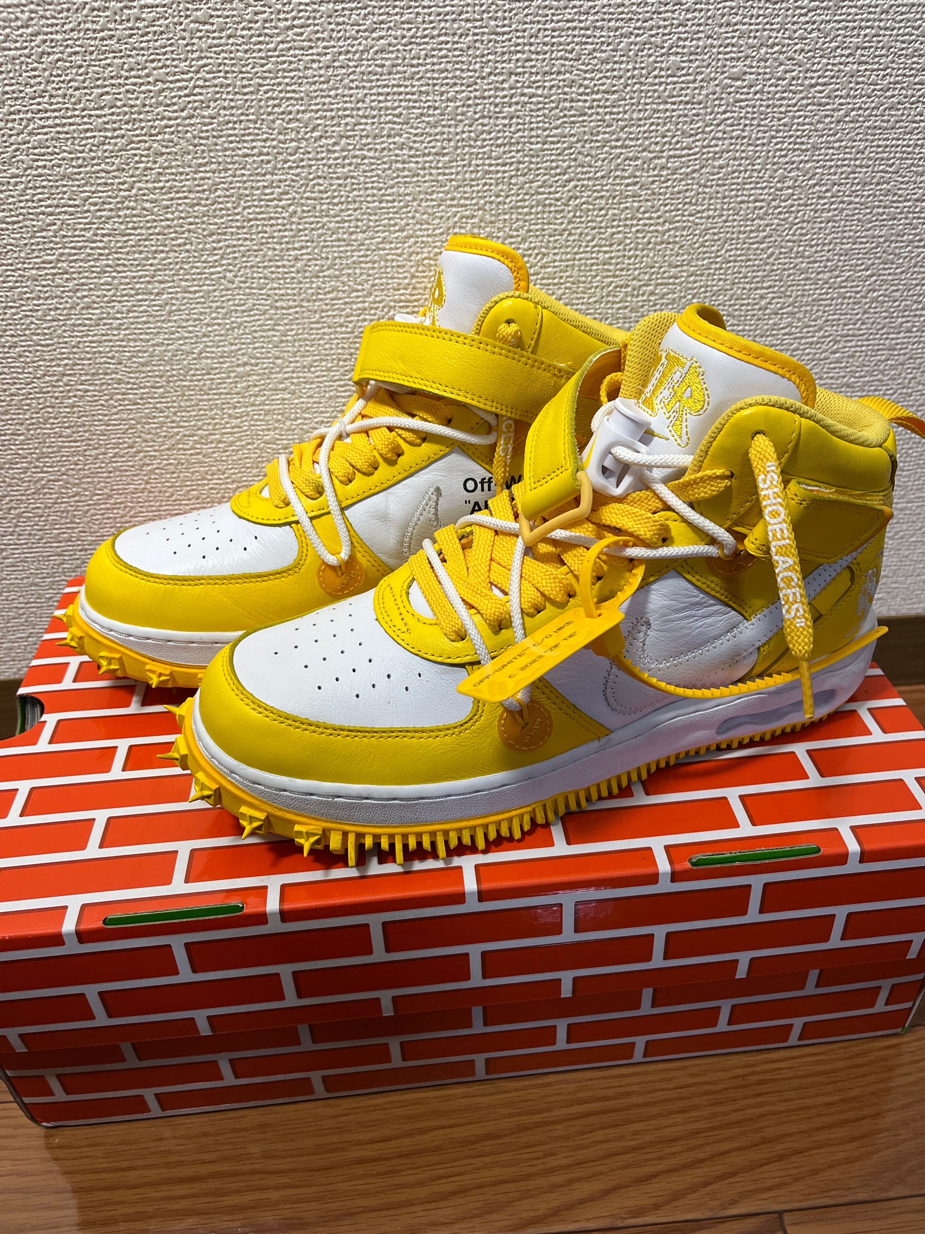 Off-White × Nike Air Force 1 Mid SP LTHR "White and Varsity Maize"