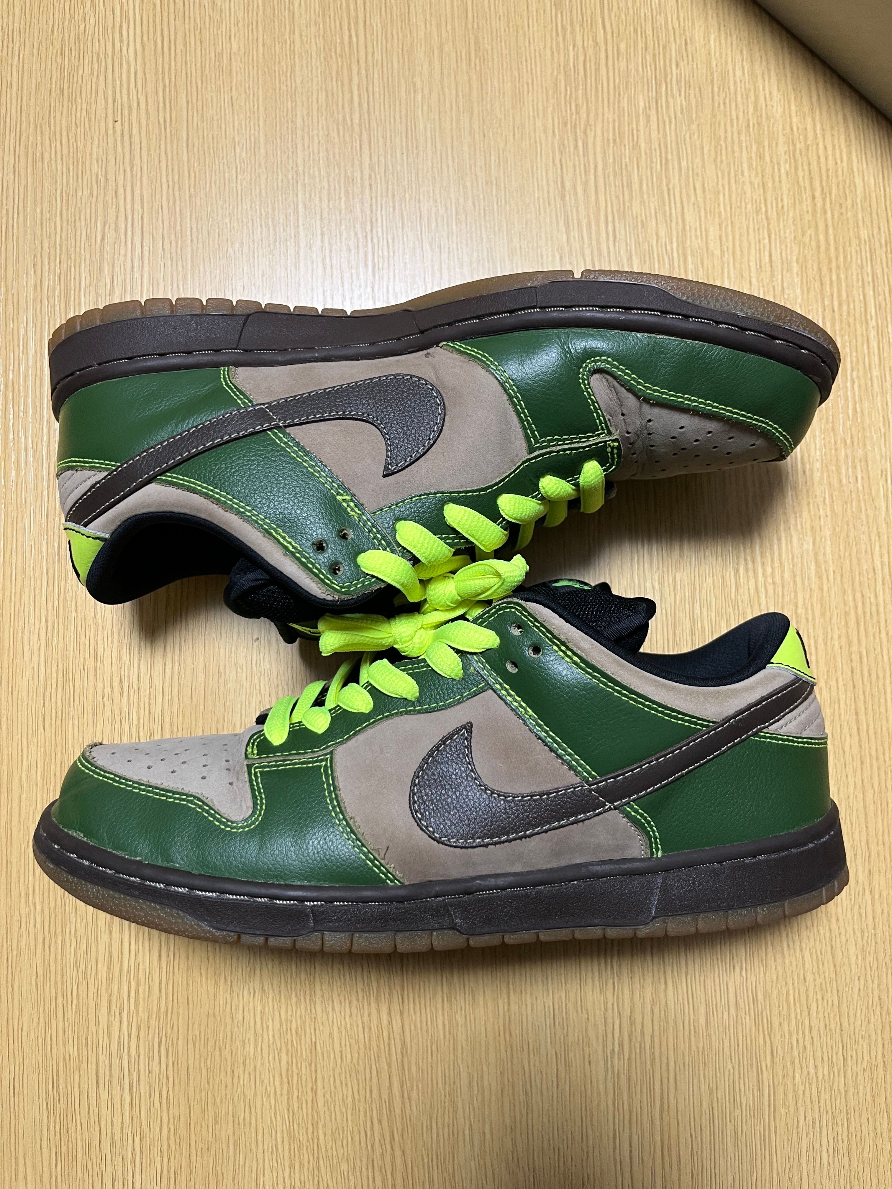 Nike SB Dunk Low "Jedi"