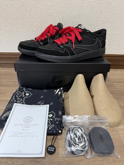 Travis Scott × Nike Air Jordan 1 Low OG SP "Black Phantom"