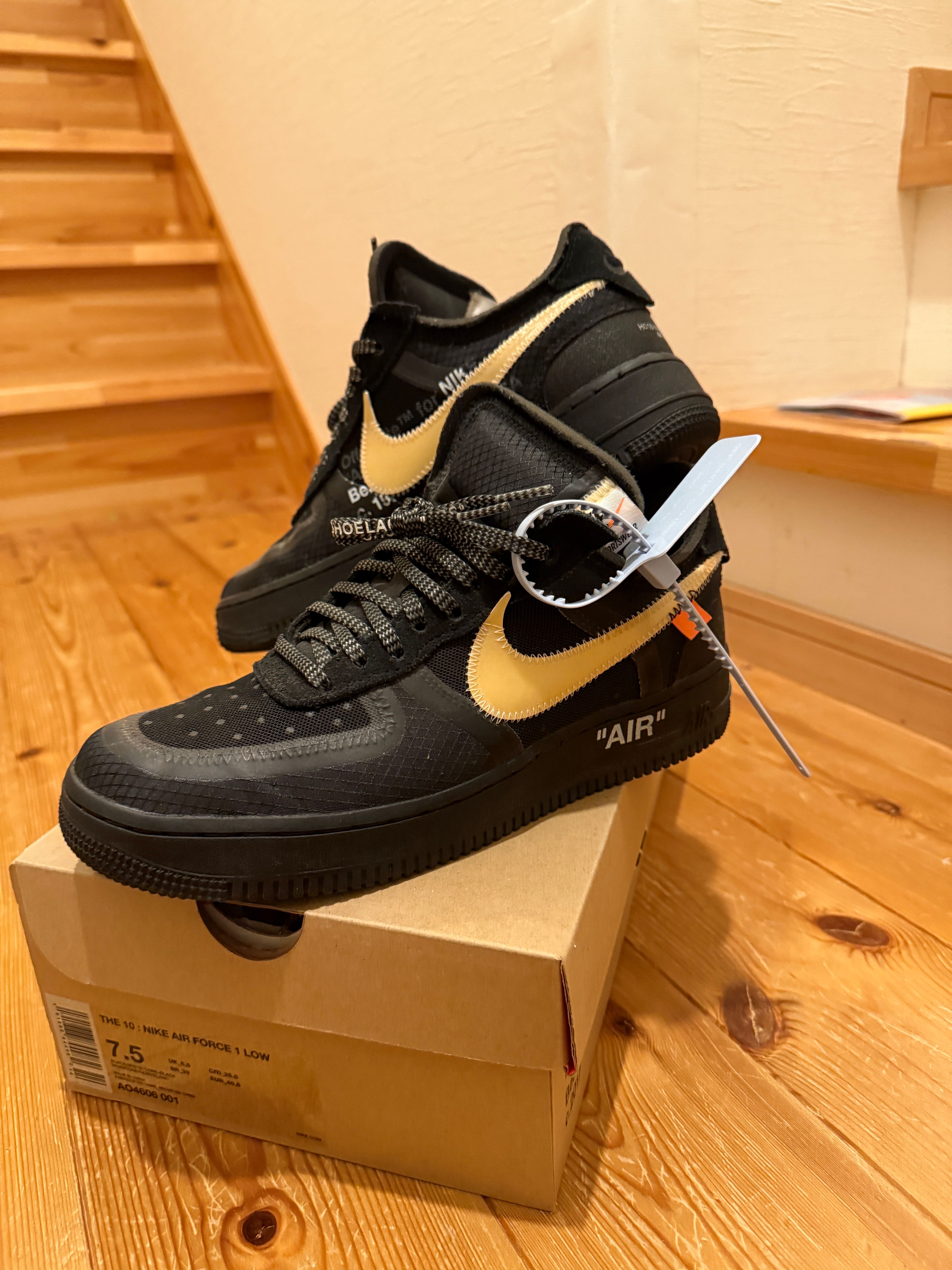Off-White × Nike Air Force 1 Low "Black"