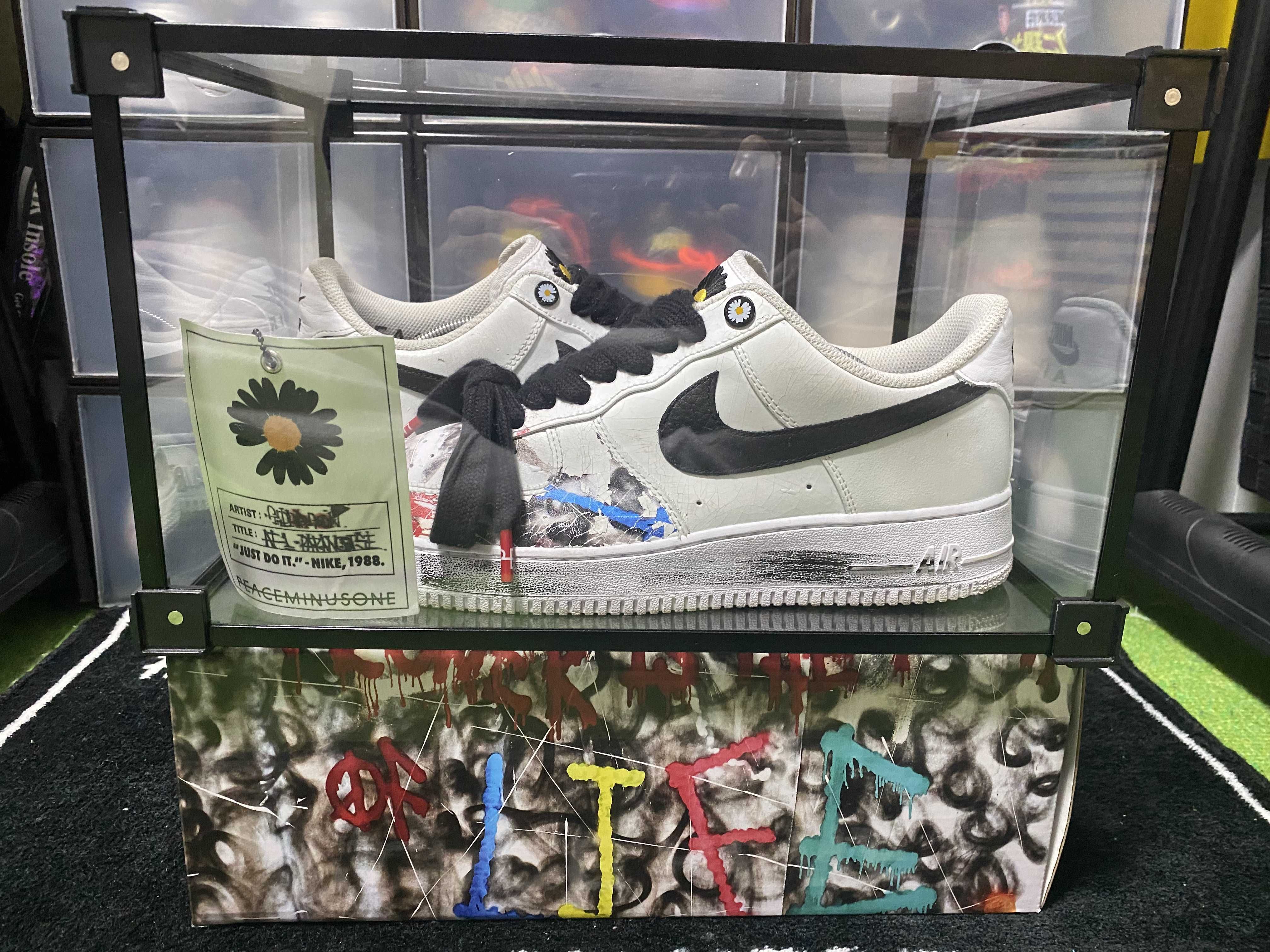 PEACEMINUSONE × Nike Air Force 1 Low "Para-noise/White/Black" / G-DRAGON