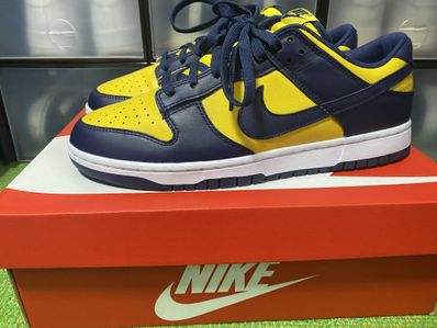Nike Dunk Low "Michigan"
