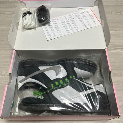 STAPLE × Nike SB Dunk Low "Pigeon Black/White"