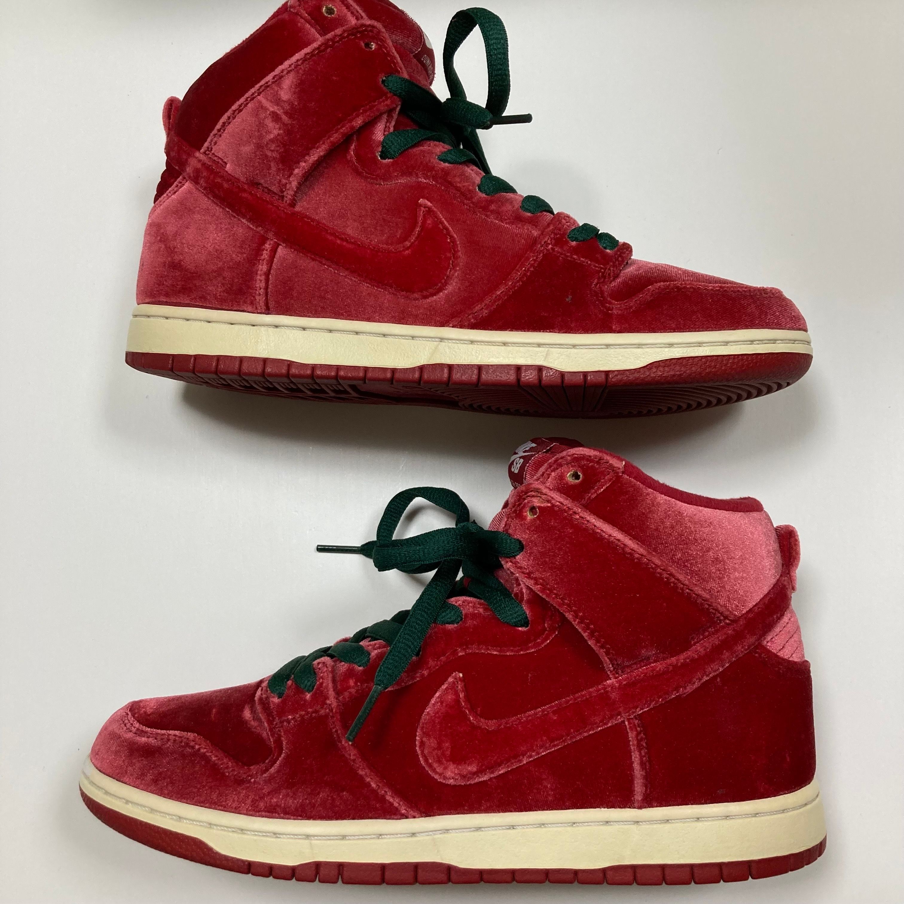 Nike SB Dunk High PRM "onoGYM Red"