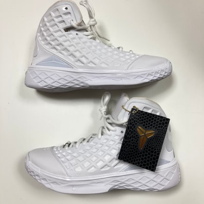 Nike Kobe 3 Protro "Halo" (HM4351-100/HQ9153-100)