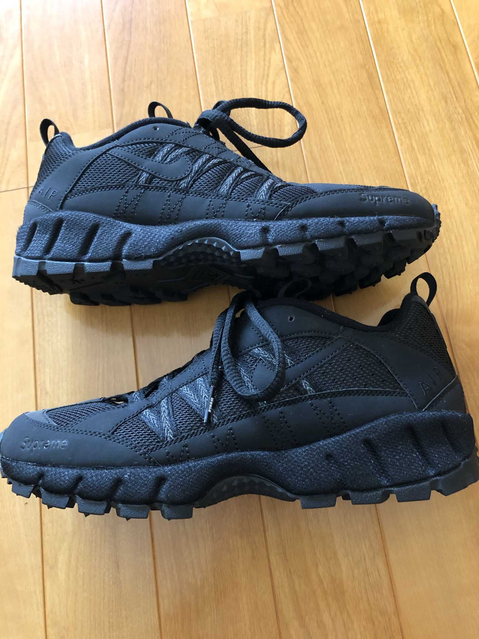 Supreme × Nike Air Humara "Black"