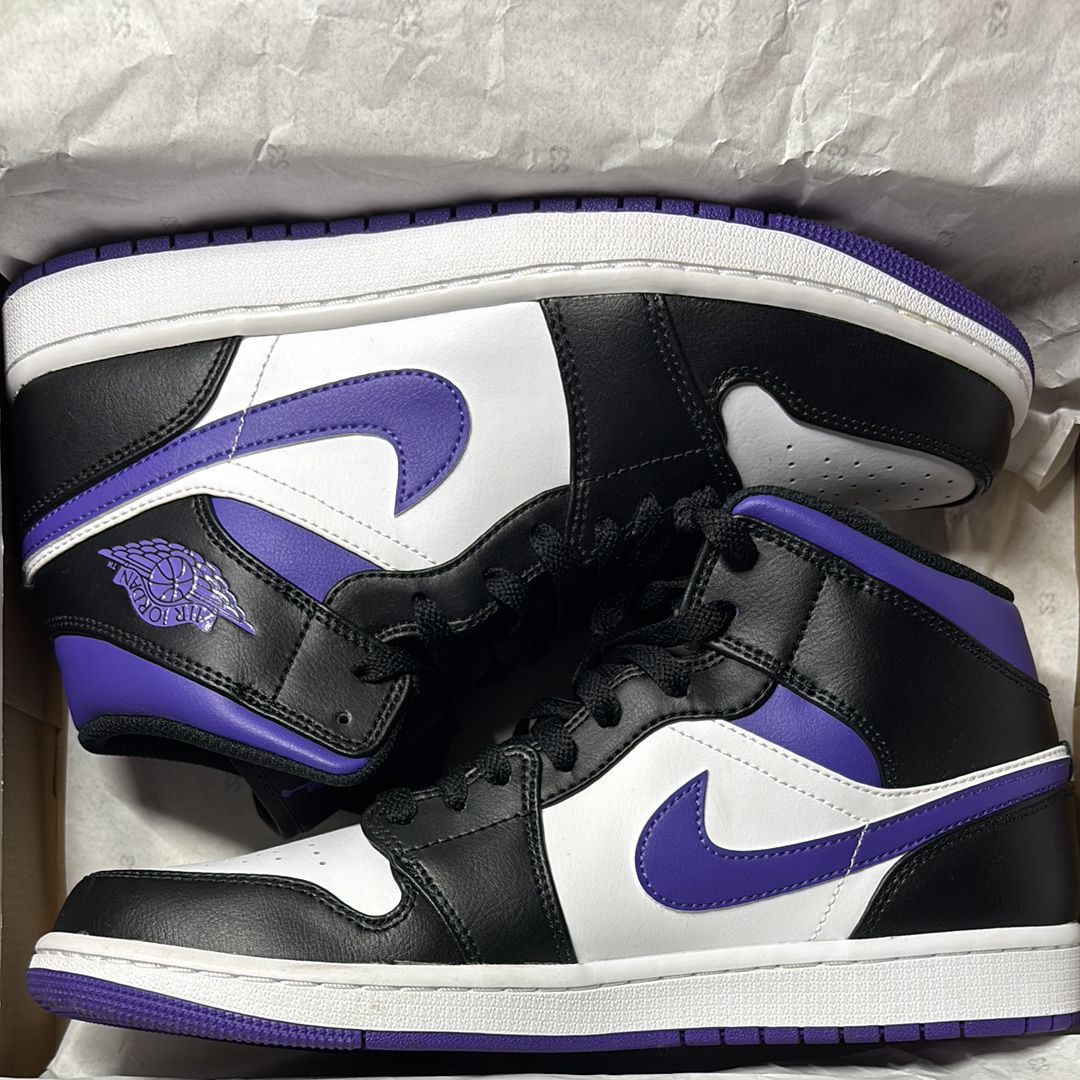 Nike Air Jordan 1 Mid "Black/Court Purple"