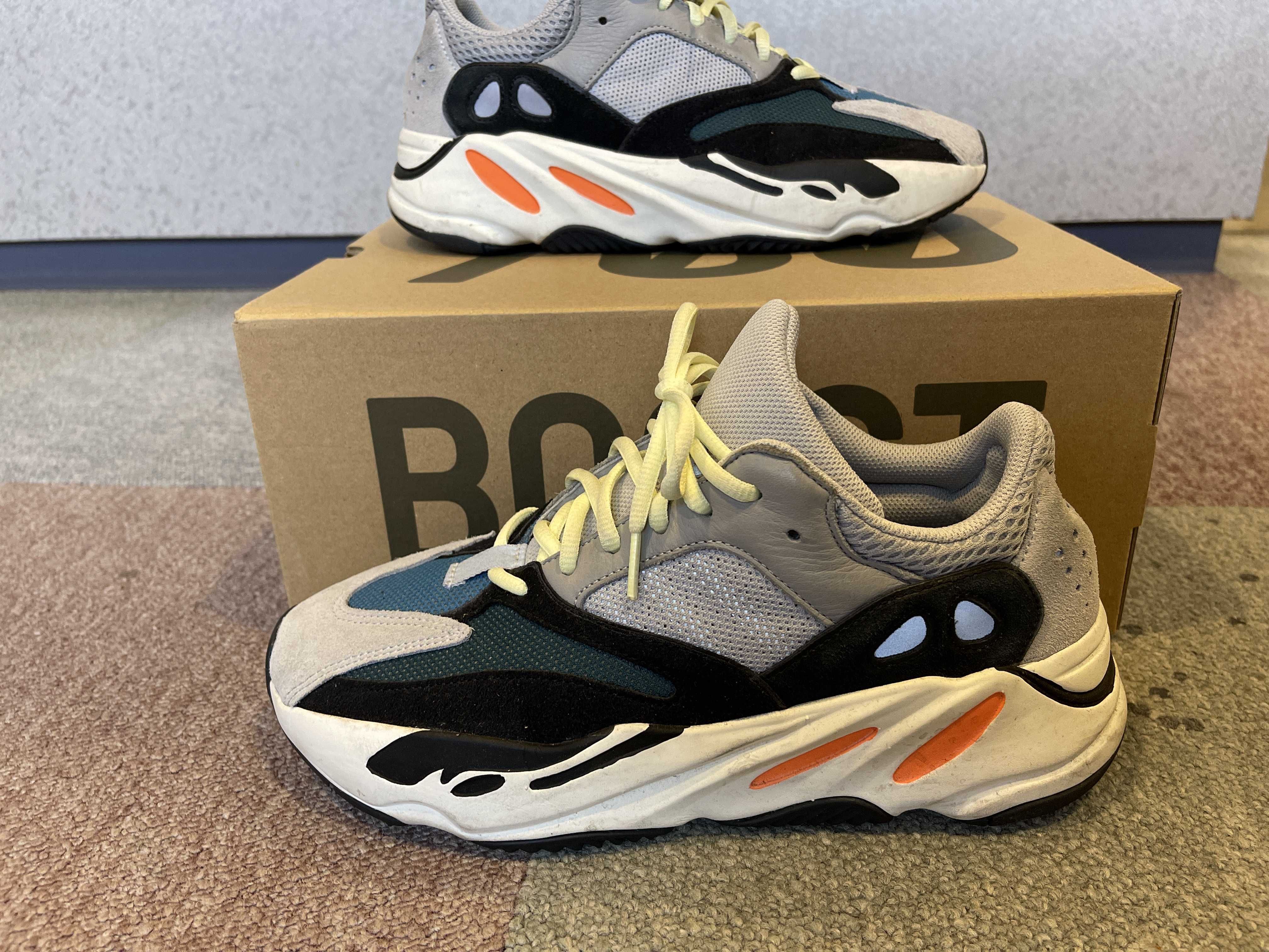 adidas YEEZY Boost 700 "Wave Runner"