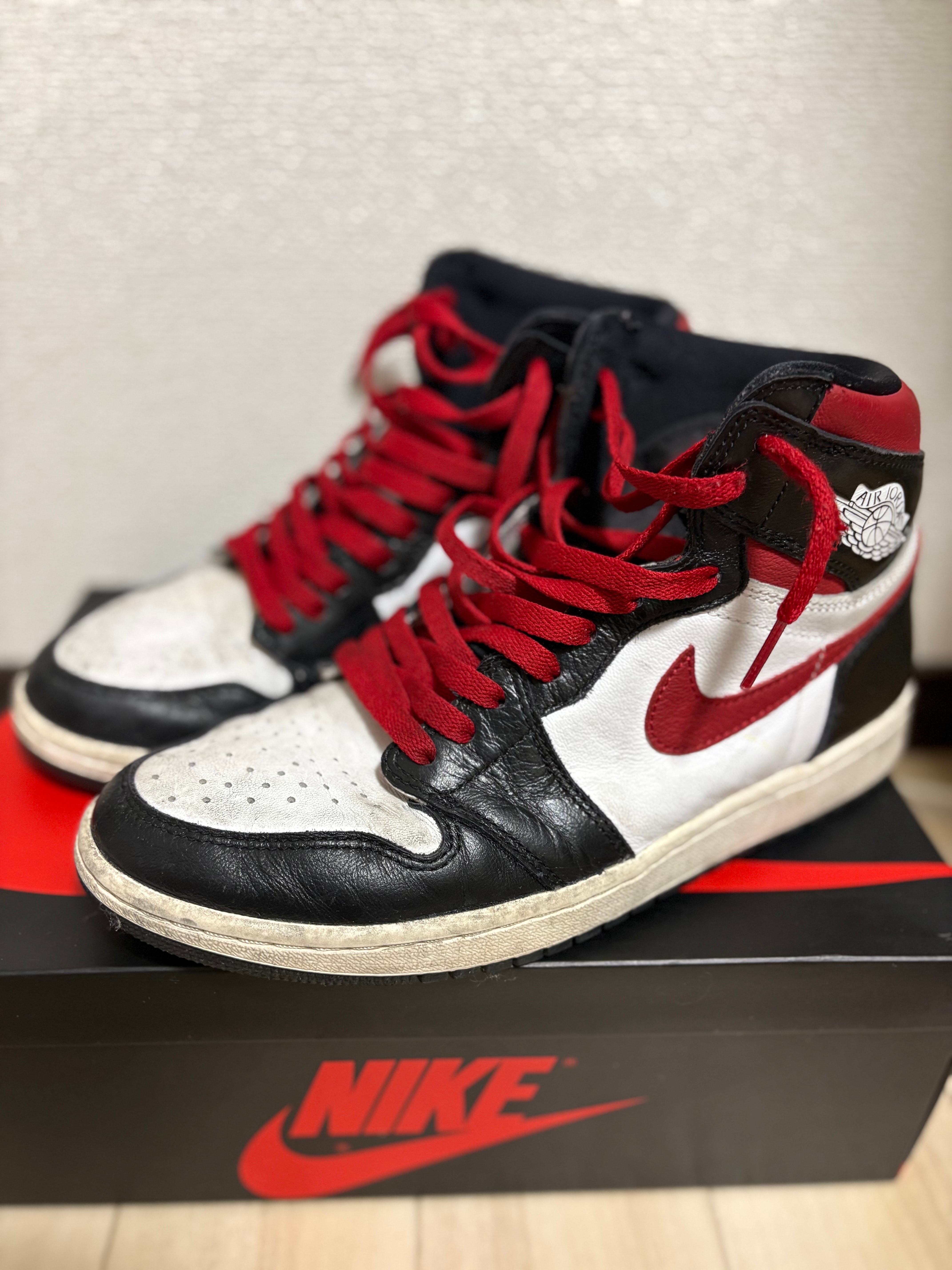 Nike Air Jordan 1 Retro High "Black/White/Sail/Gym Red"