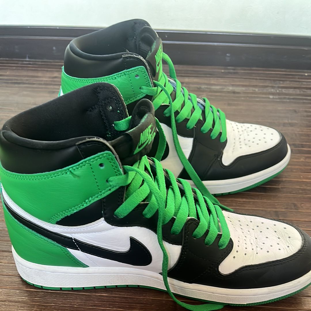 Nike Air Jordan 1 Retro High OG "Celtics/Black and Lucky Green" (2023)