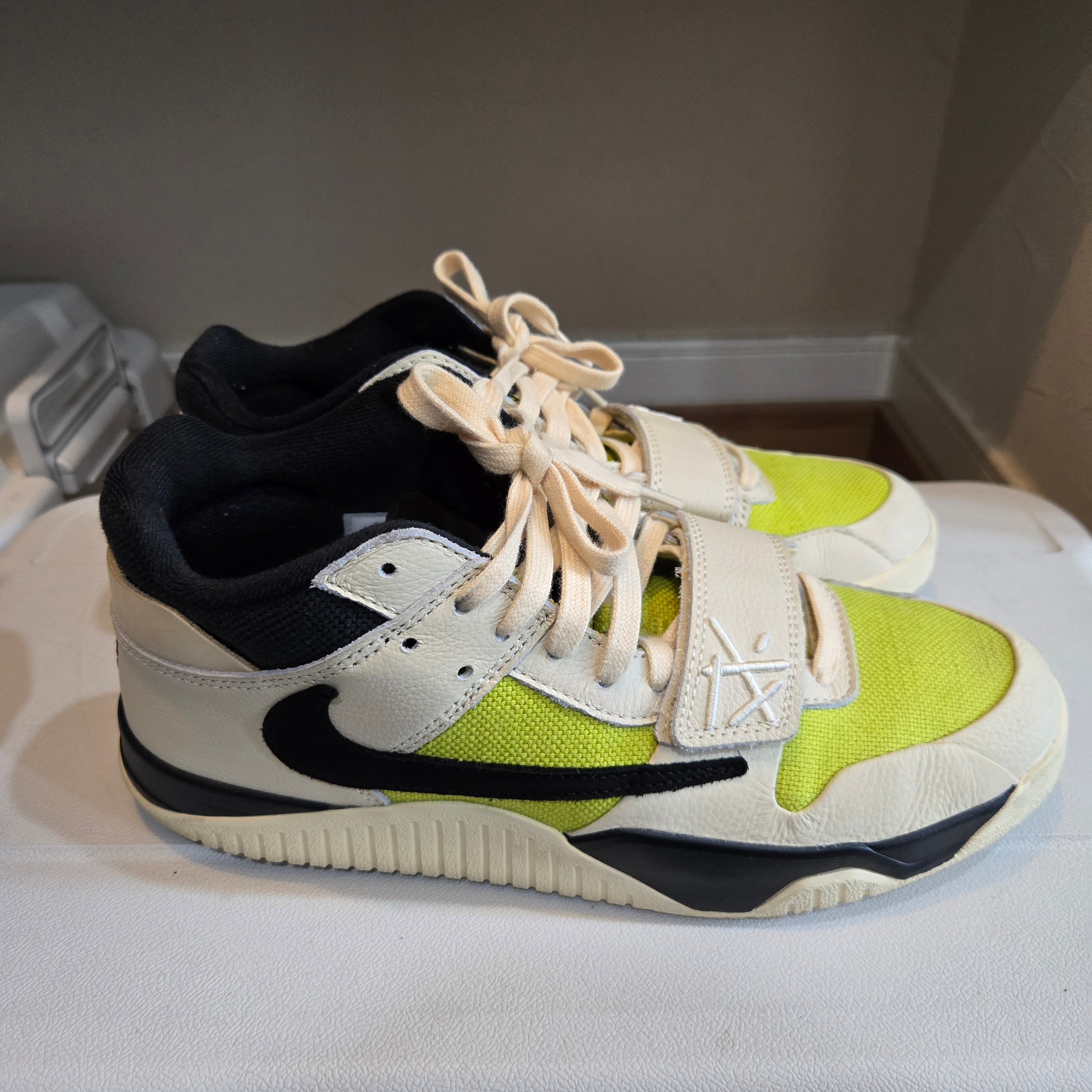 トラヴィススコット × ナイキ ジョーダン ジャンプマンジャック TR CJ1 T-Rexx "ブライトカクタス"