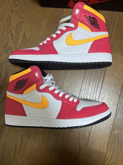 Nike Air Jordan 1 High OG "Light Fusion Red"