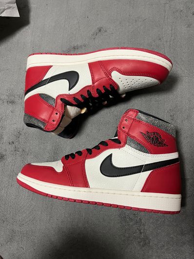 Nike Air Jordan 1 High OG "Lost & Found/Chicago"