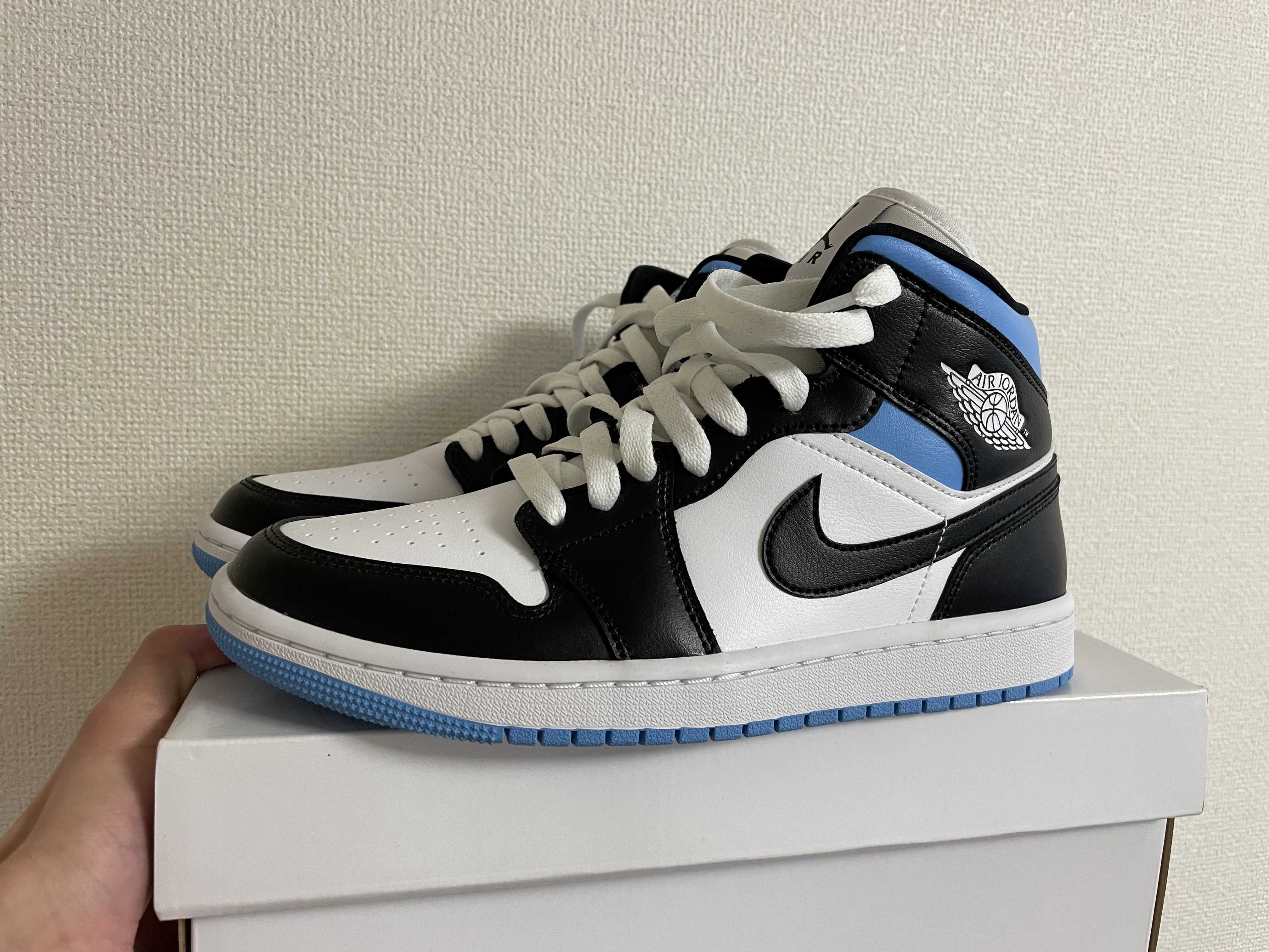 Nike Women's Air Jordan 1 Mid "Black/University Blue"