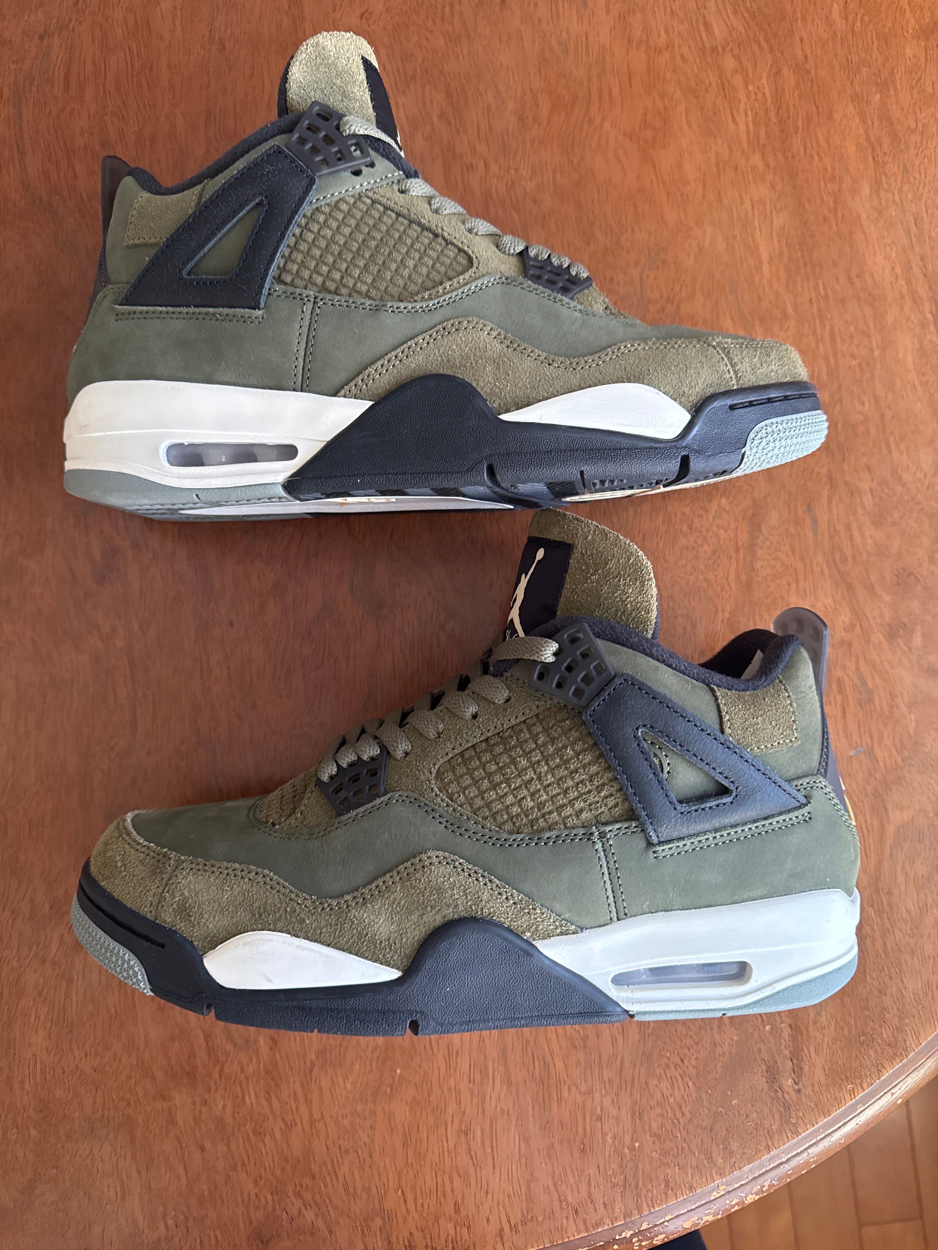Nike Air Jordan 4 Retro SE Craft "Olive"