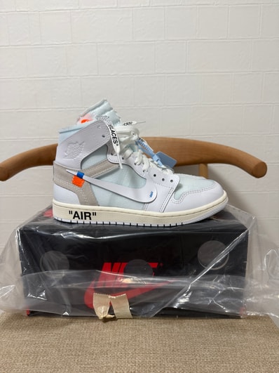 Virgil Abloh Archive (V.A.A.) × Nike Air Jordan 1 Retro High OG "Alaska"