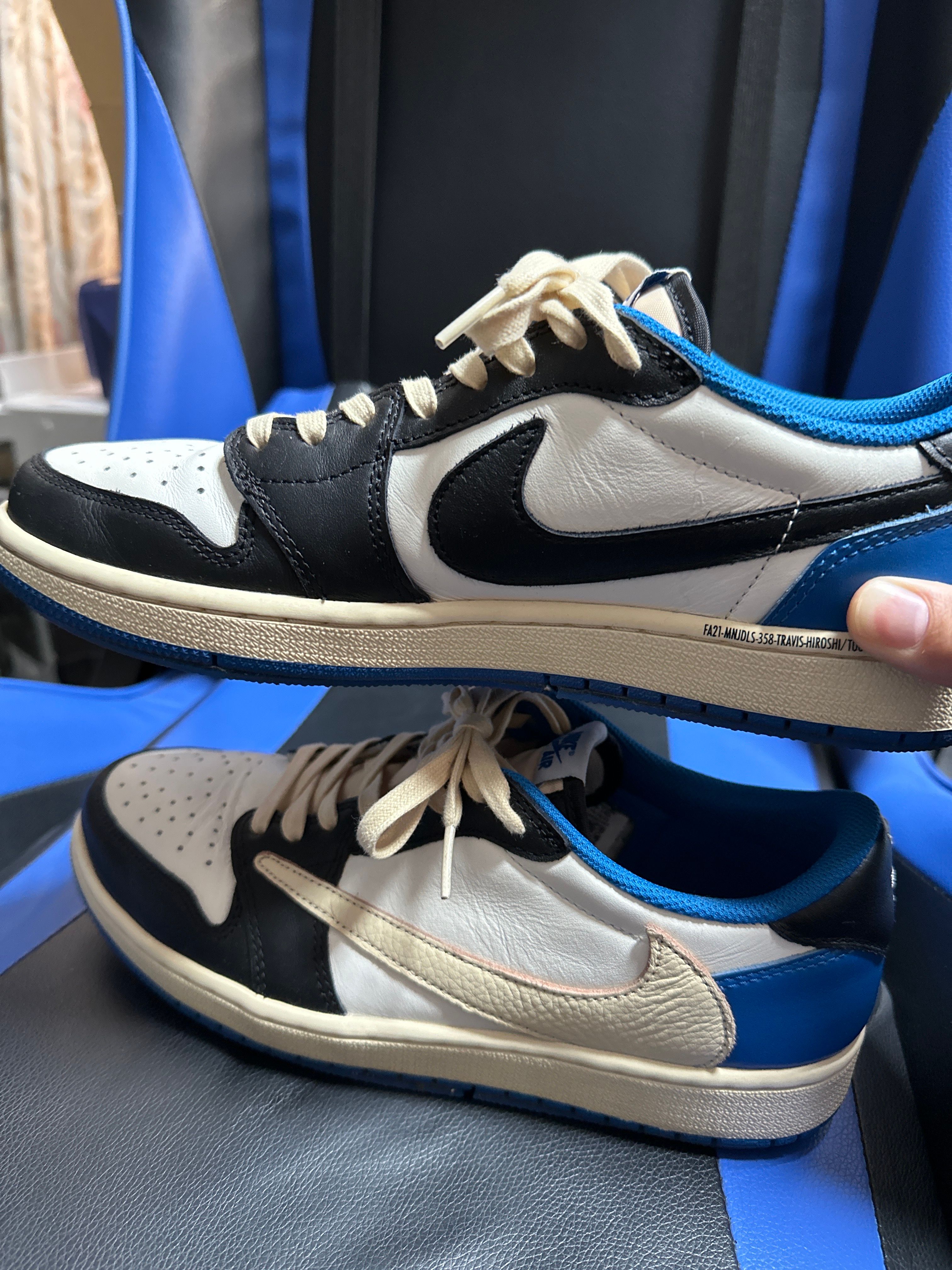 Travis Scott × fragment design × Nike Air Jordan 1 Low OG SP "Military Blue"
