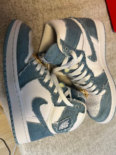 Nike Women's Air Jordan 1 High OG "Denim"