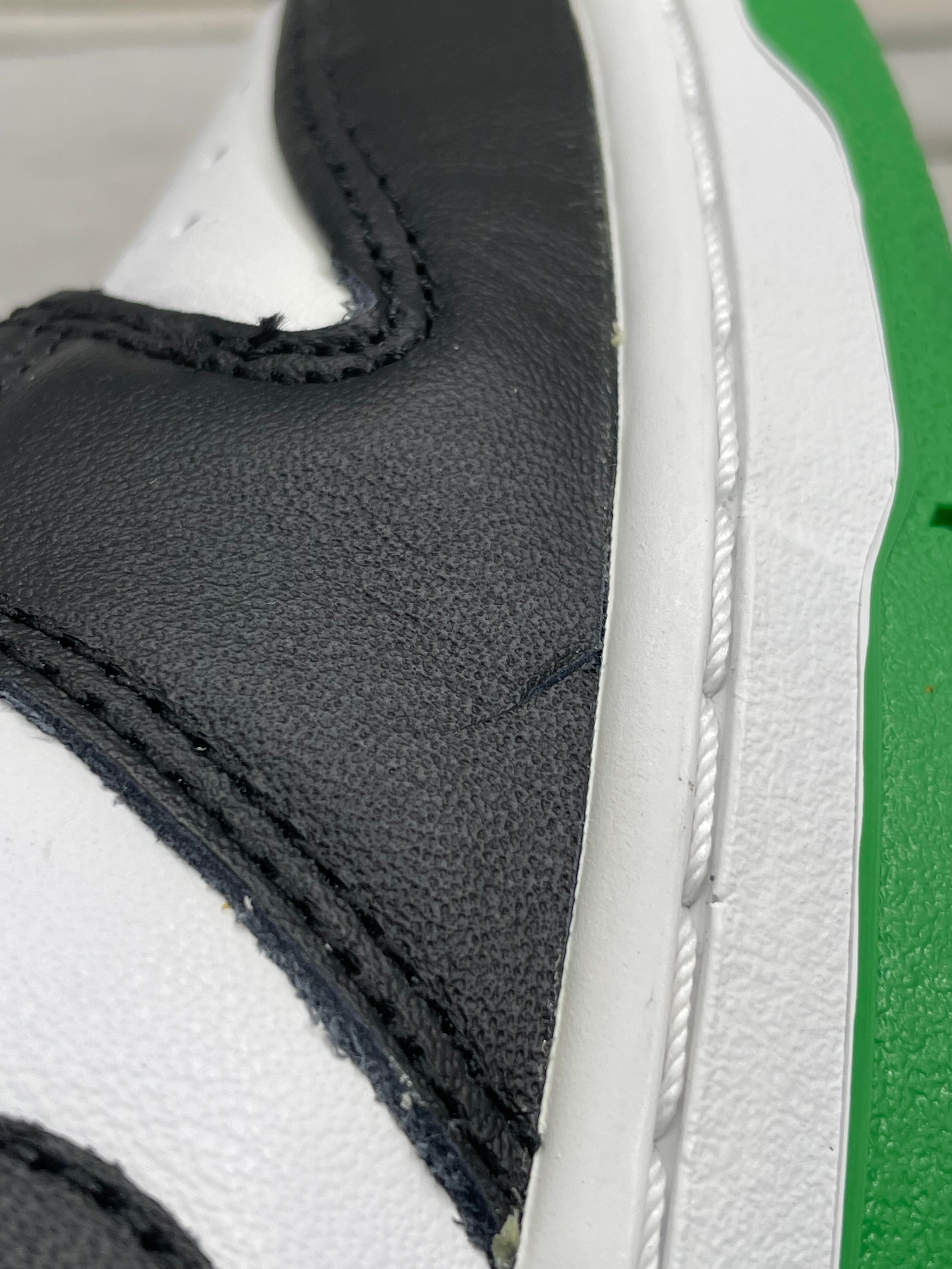 Nike SB Dunk Low Pro "Black and Classic Green"